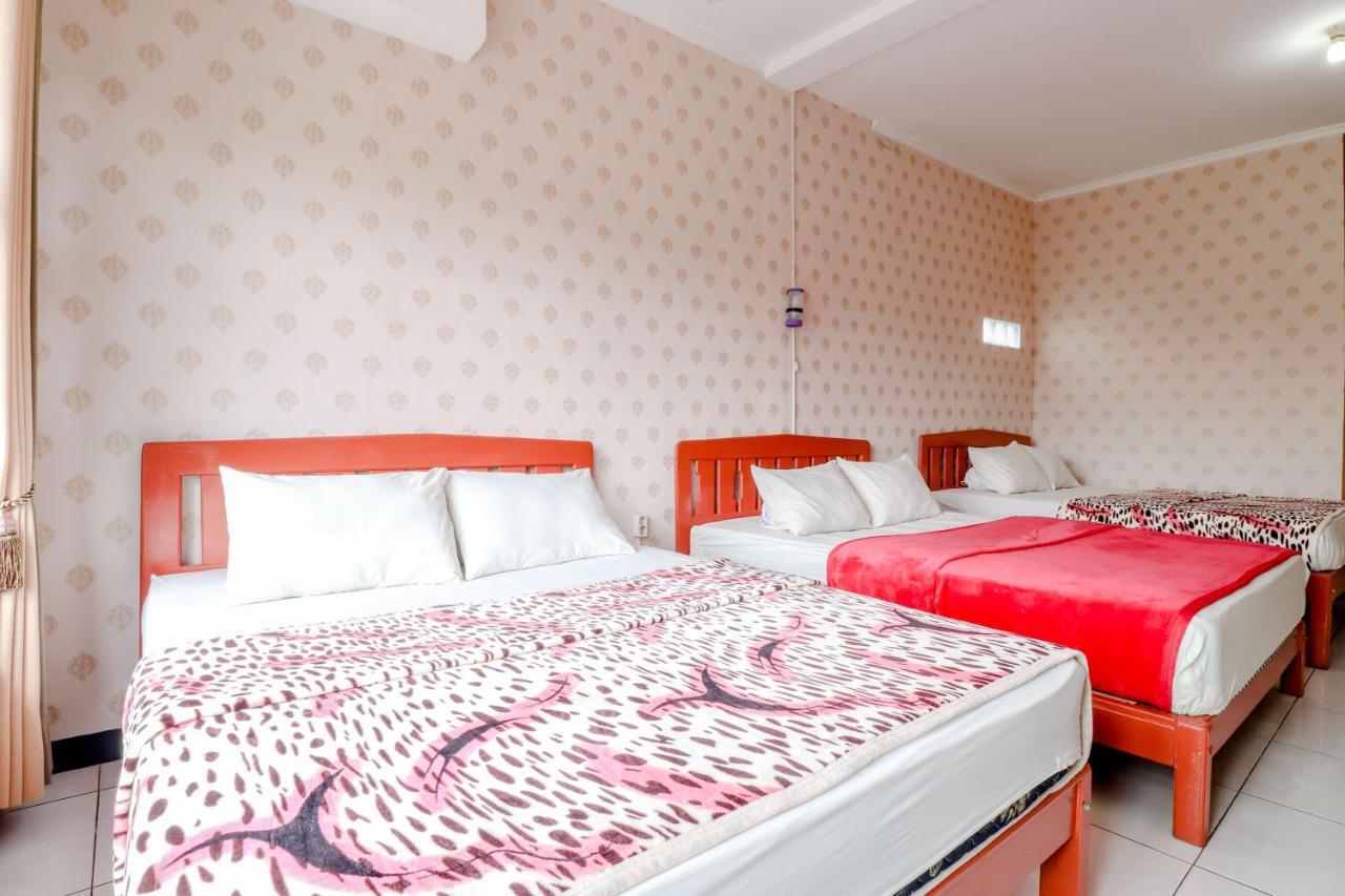 Hotel Bintang Malang Zewnętrze zdjęcie