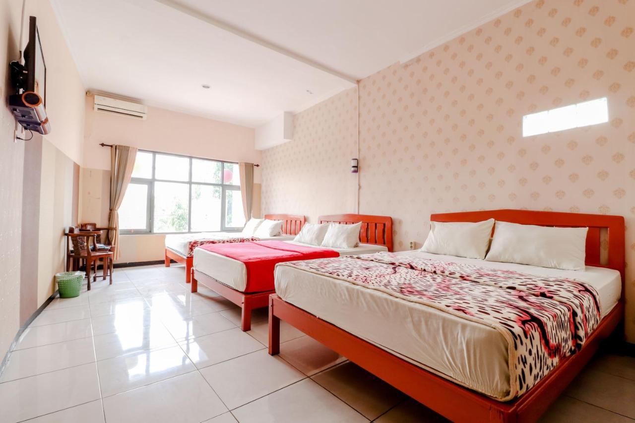 Hotel Bintang Malang Zewnętrze zdjęcie